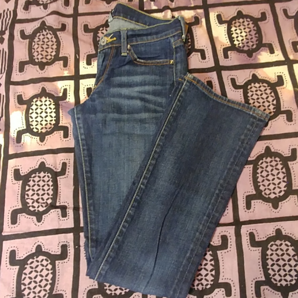 Lucky Brand Zoe Boot 2/26 jeans